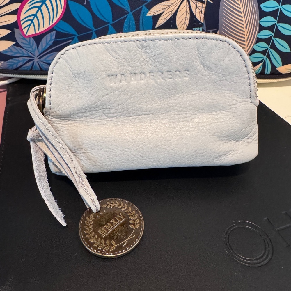 Wanderers Travel  Manhattan Card Wallet - Picture 4 of 10
